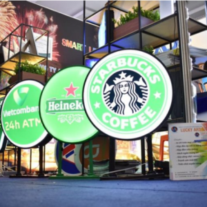 Biển vẫy mica hút nổi